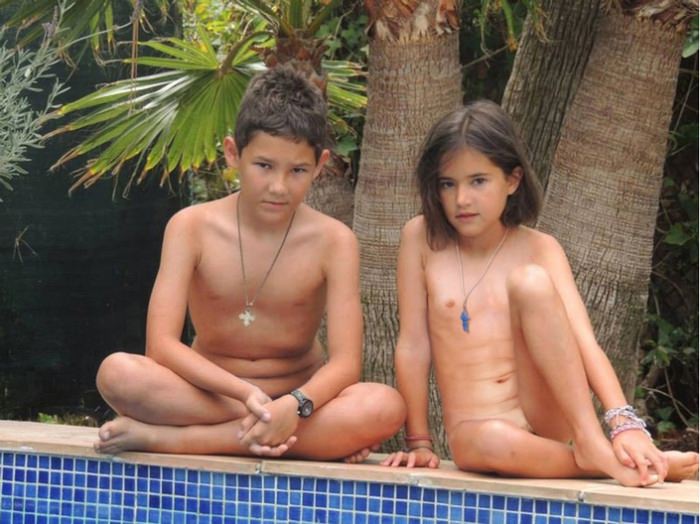 Purenudism photo gallery - family nudism  # 1 [Nudism collection]